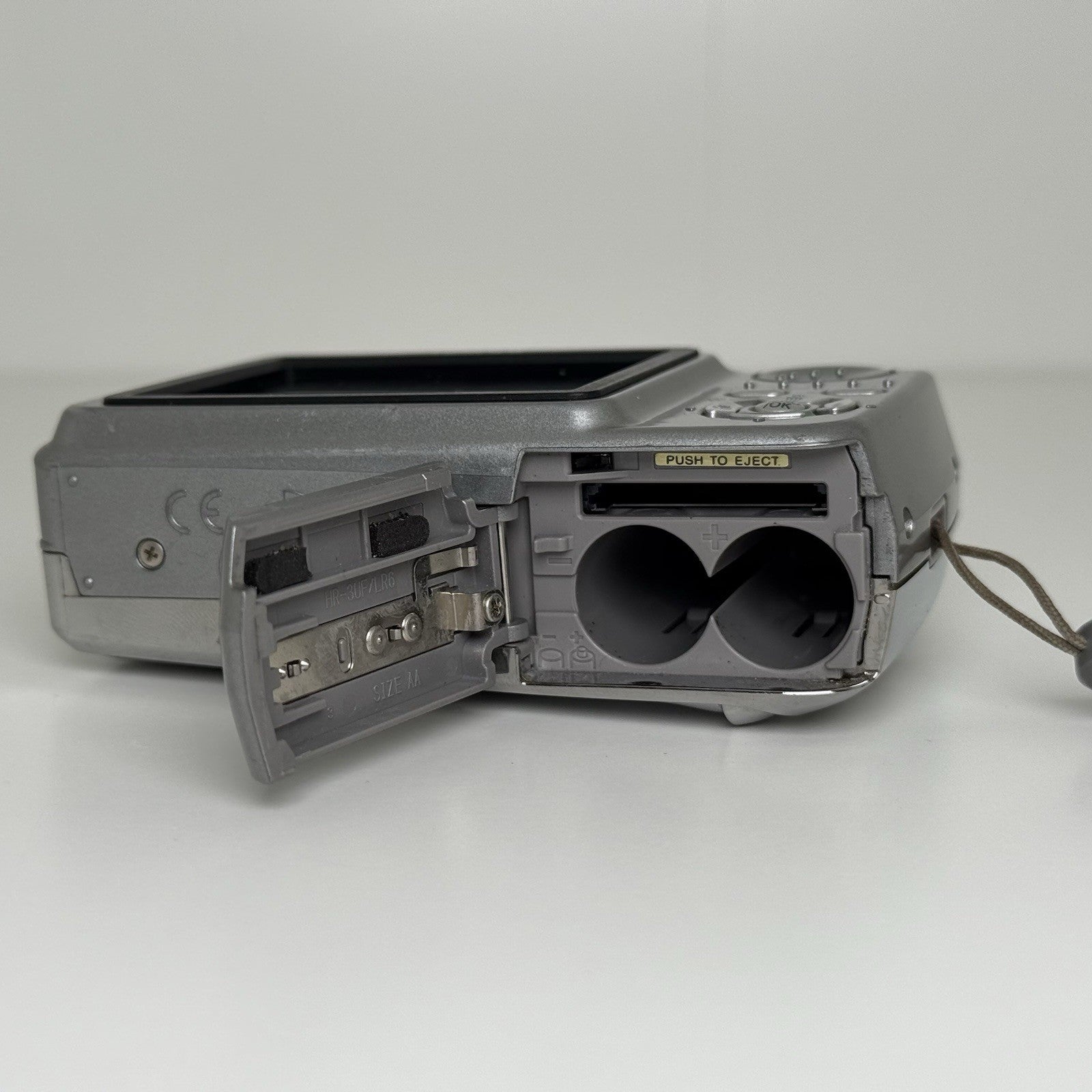 Fujifilm FinePix A610 Silver Compact Digital Camera