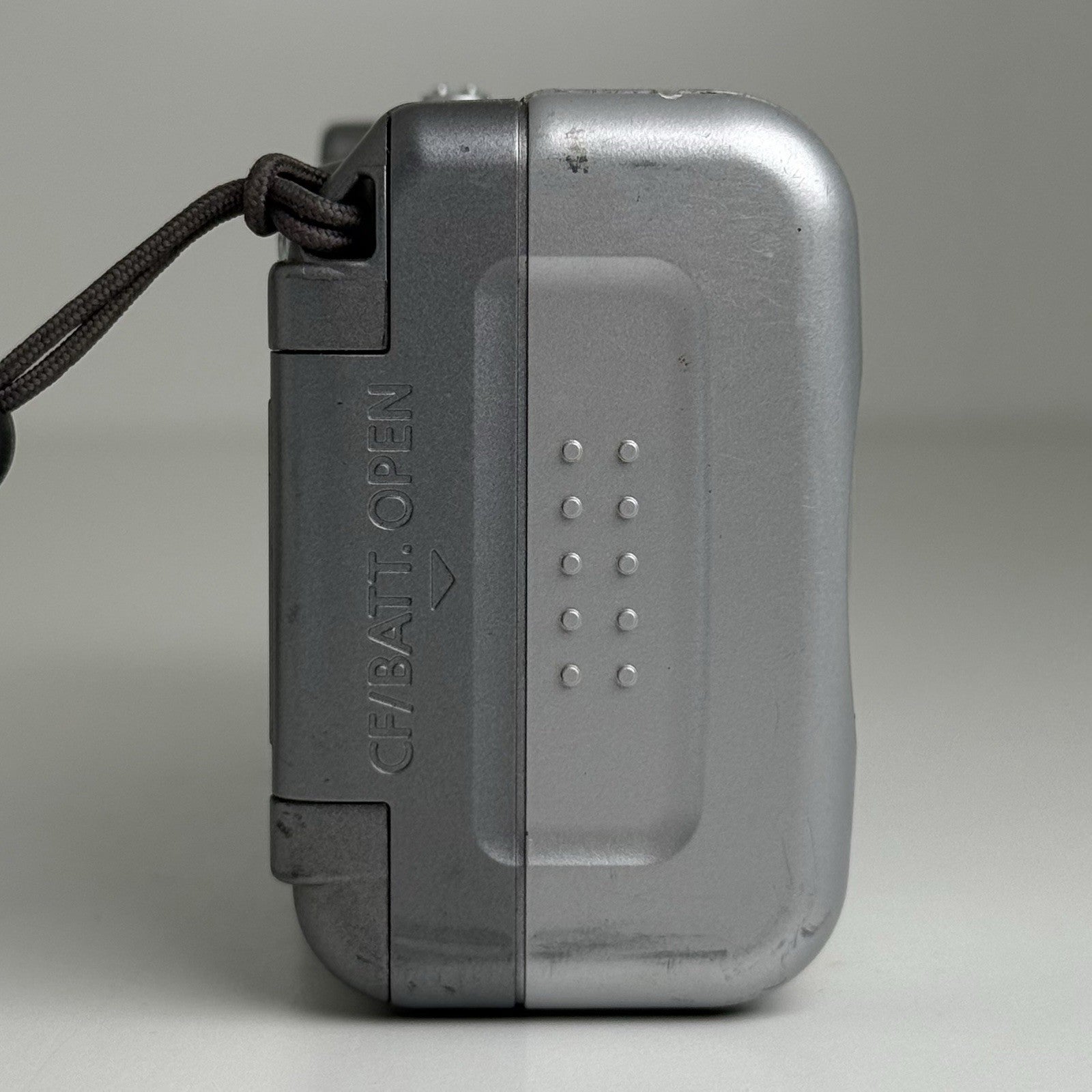 Canon PowerShot A300 Silver Compact Digital Camera FOR PARTS ONLY!