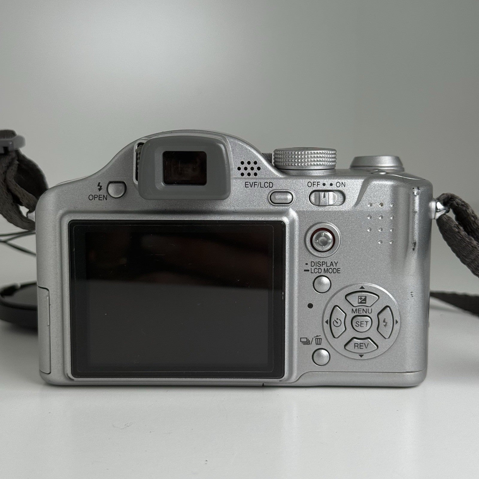 Panasonic Lumix DMC-F27 Silver Compact Digital Camera