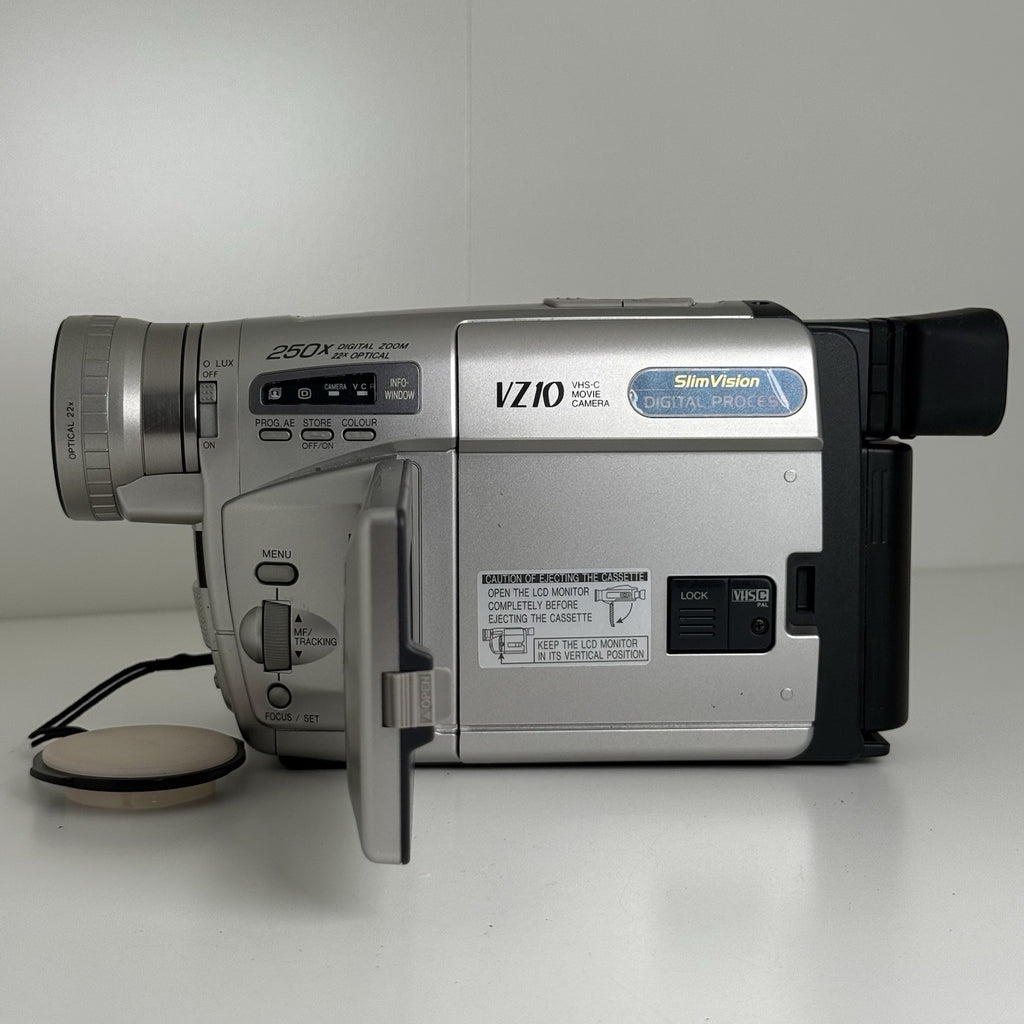 Panasonic NV-VZ10 VHS-C Camcorder Camera + Battery & Charger