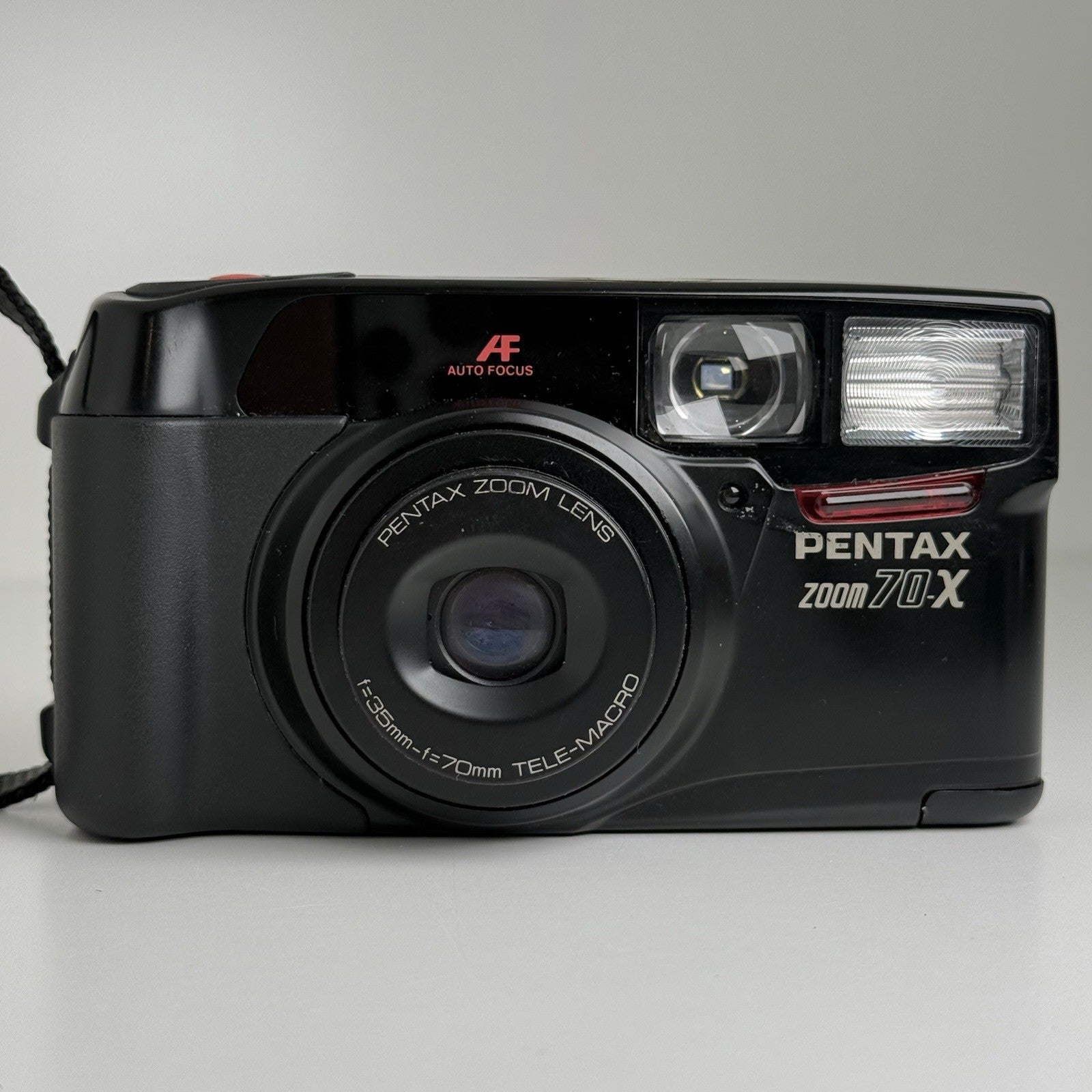 Pentax Zoom 70-X Date Black 35mm Film Camera + Case