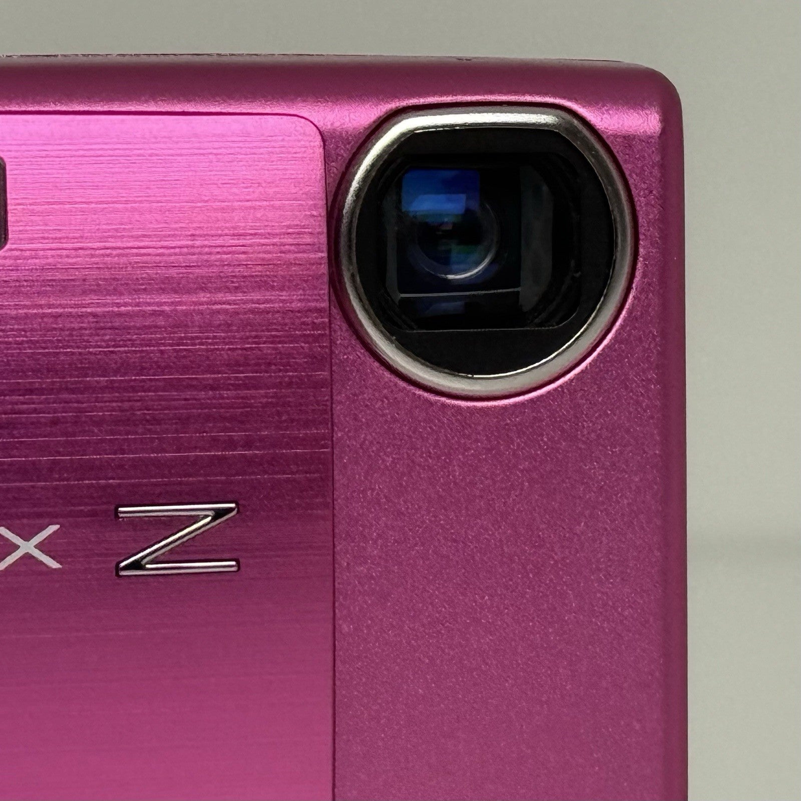 Fujifilm FinePix Z10fd Pink Compact Digital Camera