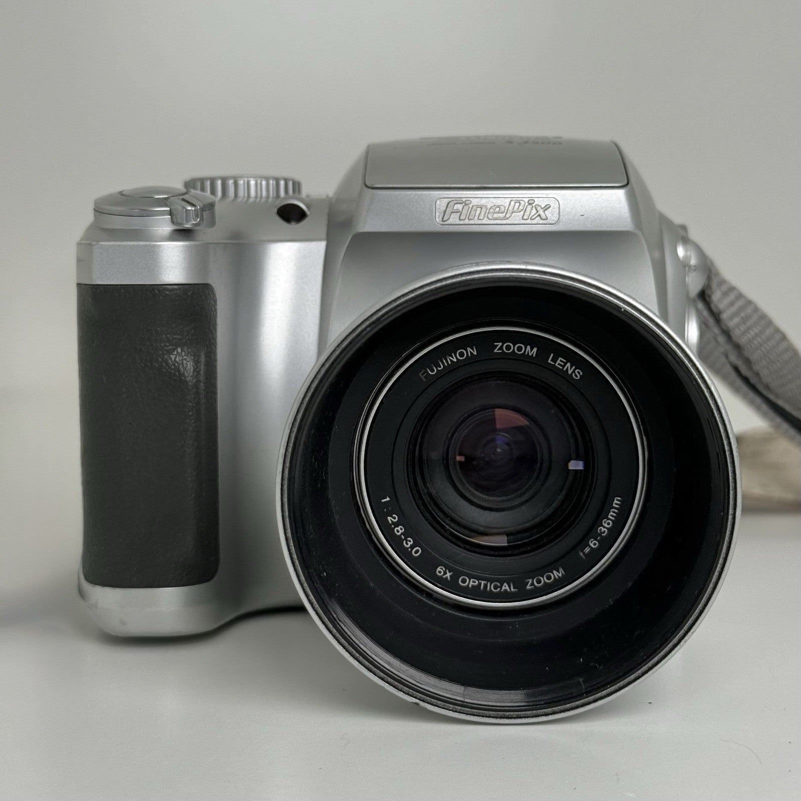 Fujifilm Finepix S3500 Silver Compact Digital Camera