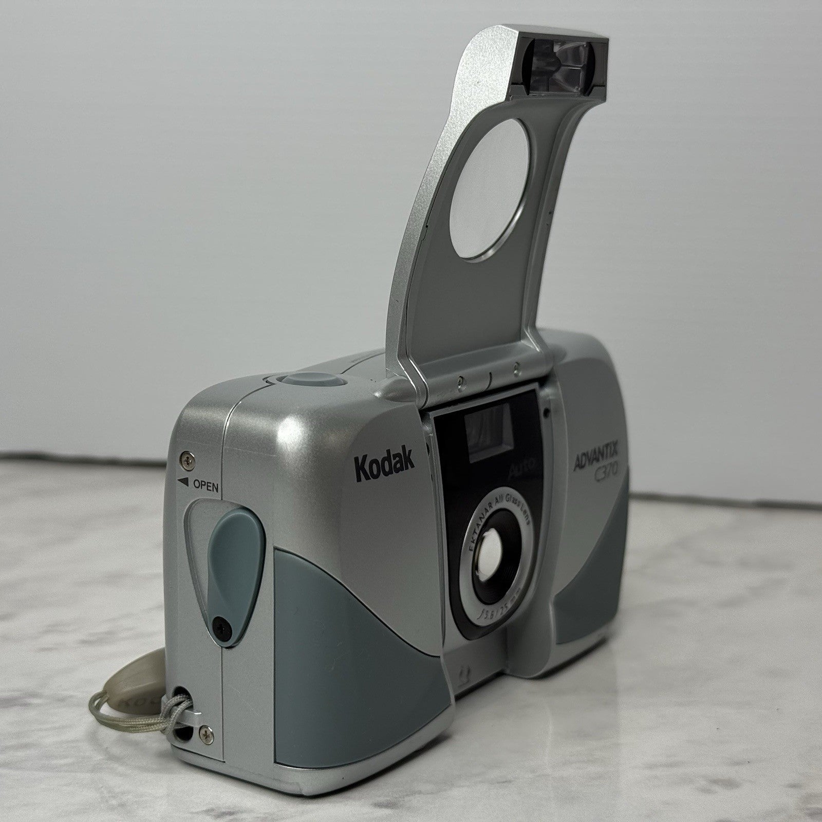 Kodak Advantix C370 Silver Point & Shoot Film Camera