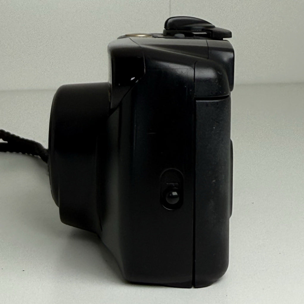 Olympus Superzoom 800 Point & Shoot Compact 35mm Film Camera UNTESTED FOR PARTS!