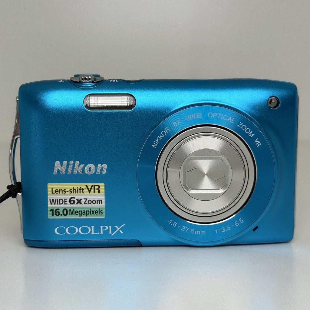 Nikon Coolpix S3300 Blue Teal Compact Digital Camera