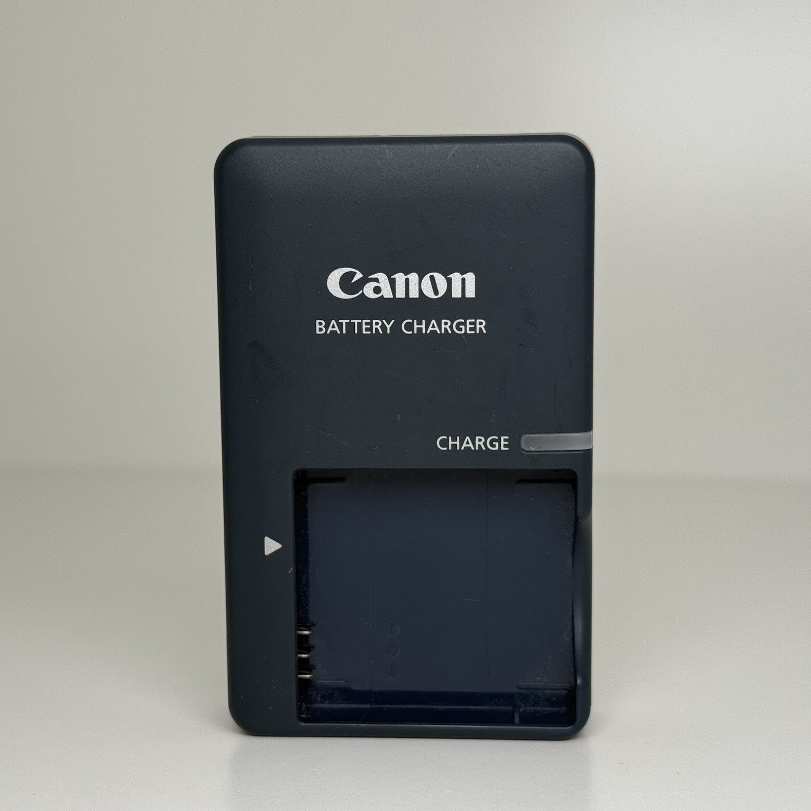 Canon IXY 620F Gold Compact Digital Camera