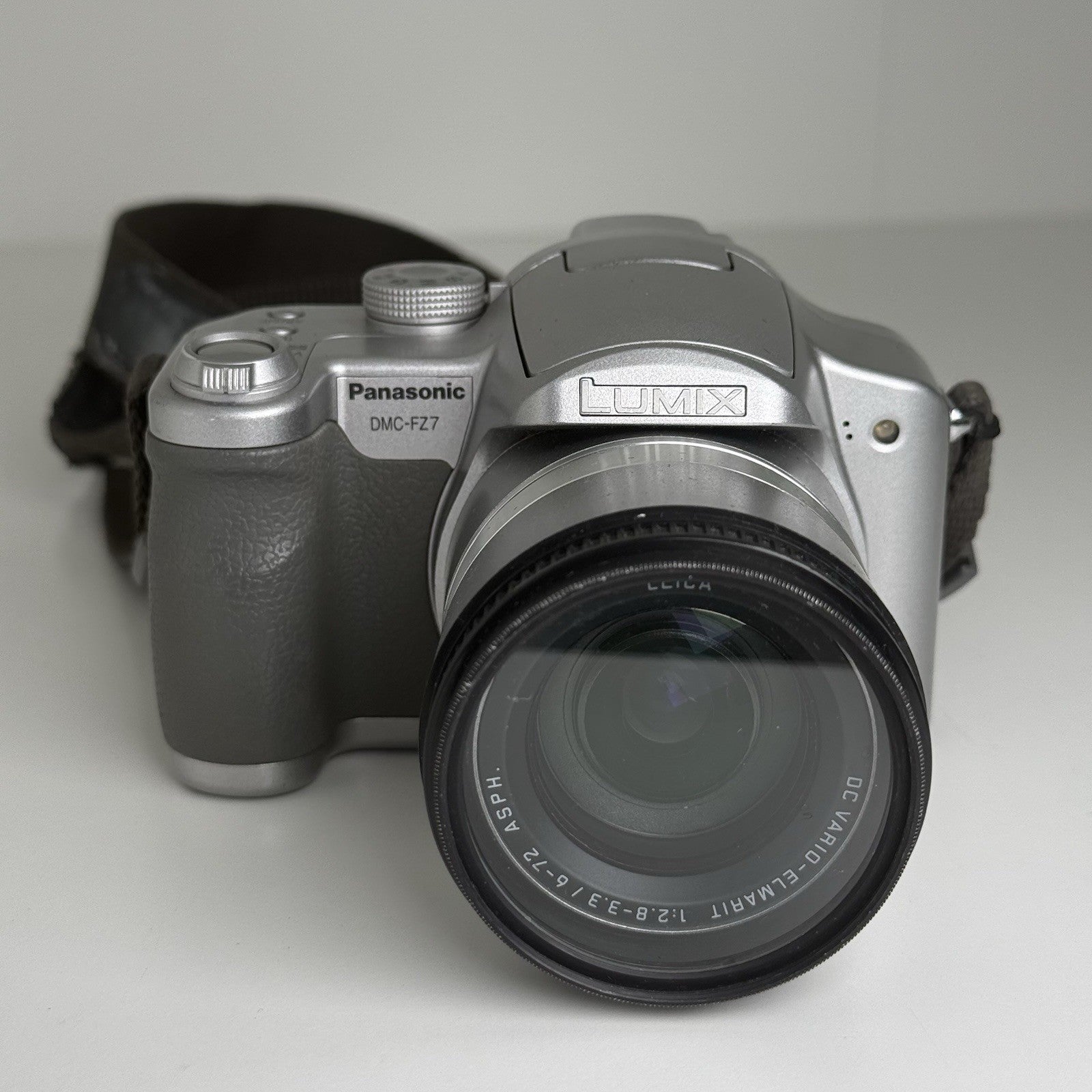 Panasonic Lumix DMC-F27 Silver Compact Digital Camera