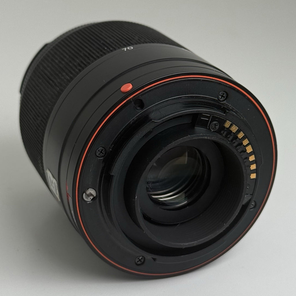 Sony DT 18-70mm f/3.5-5.6 Macro Zoom Lens Black A Mount