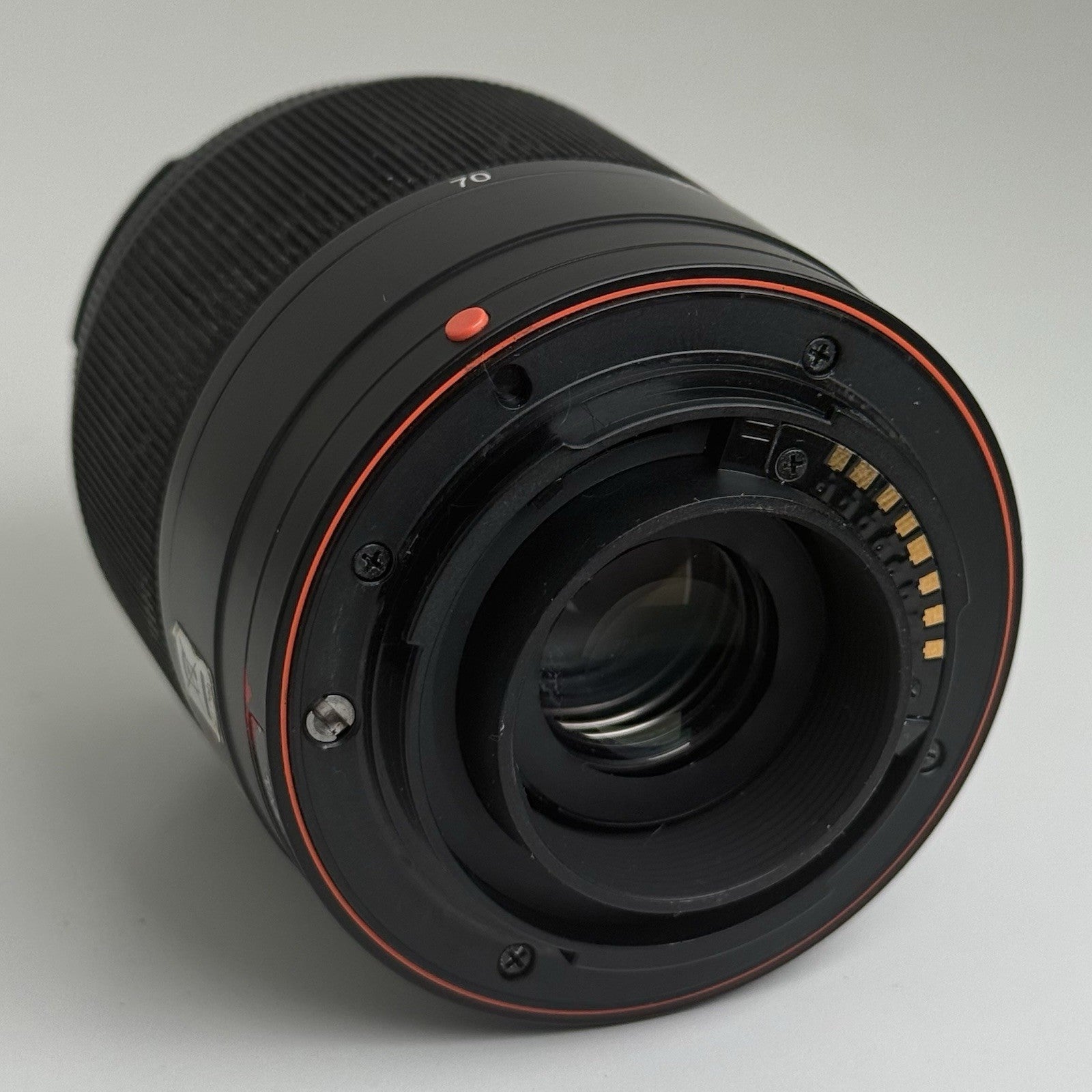 Sony DT 18-70mm f/3.5-5.6 Macro Zoom Lens Black A Mount