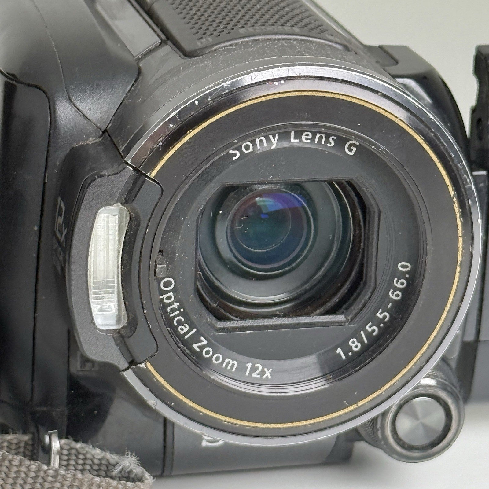 Sony Handycam HDR-XR500 Black Compact Camcorder + Accessories