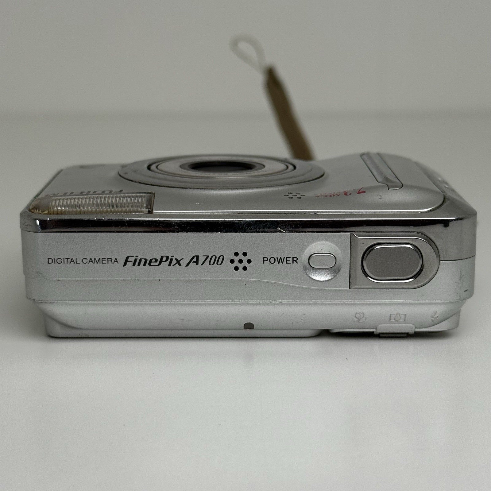 Fujifilm FinePix A700 Silver Compact Digicam Digital Camera