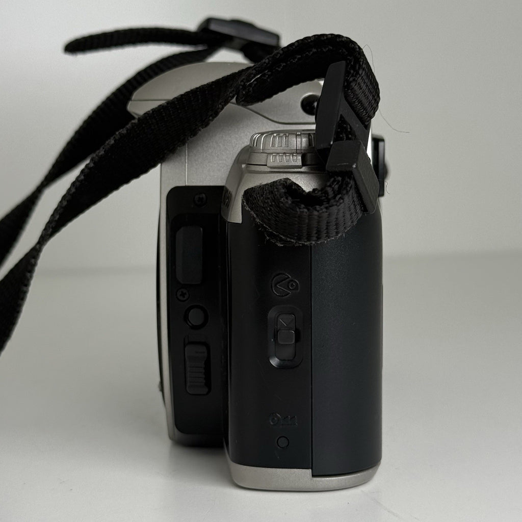 Pentax MZ-50 35mm SLR Film Camera Body Only