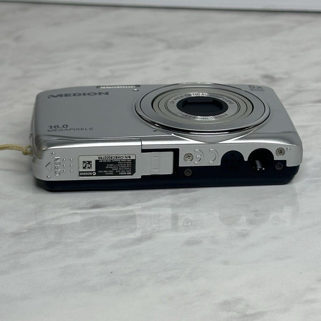Medion MD 86361 Silver Digital Camera