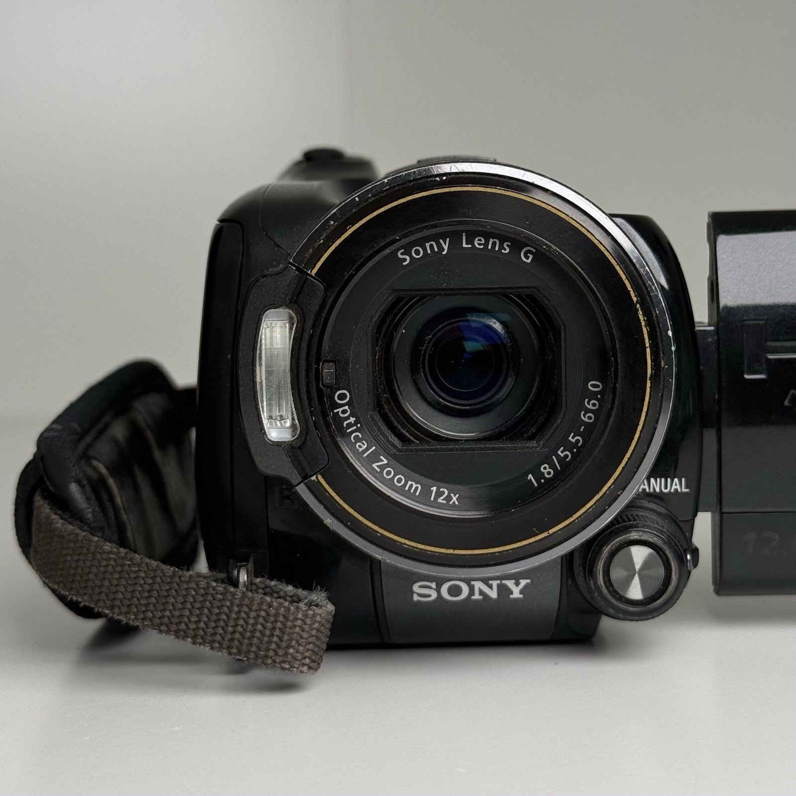 Sony Handycam HDR-XR500 Black Compact Camcorder + Accessories