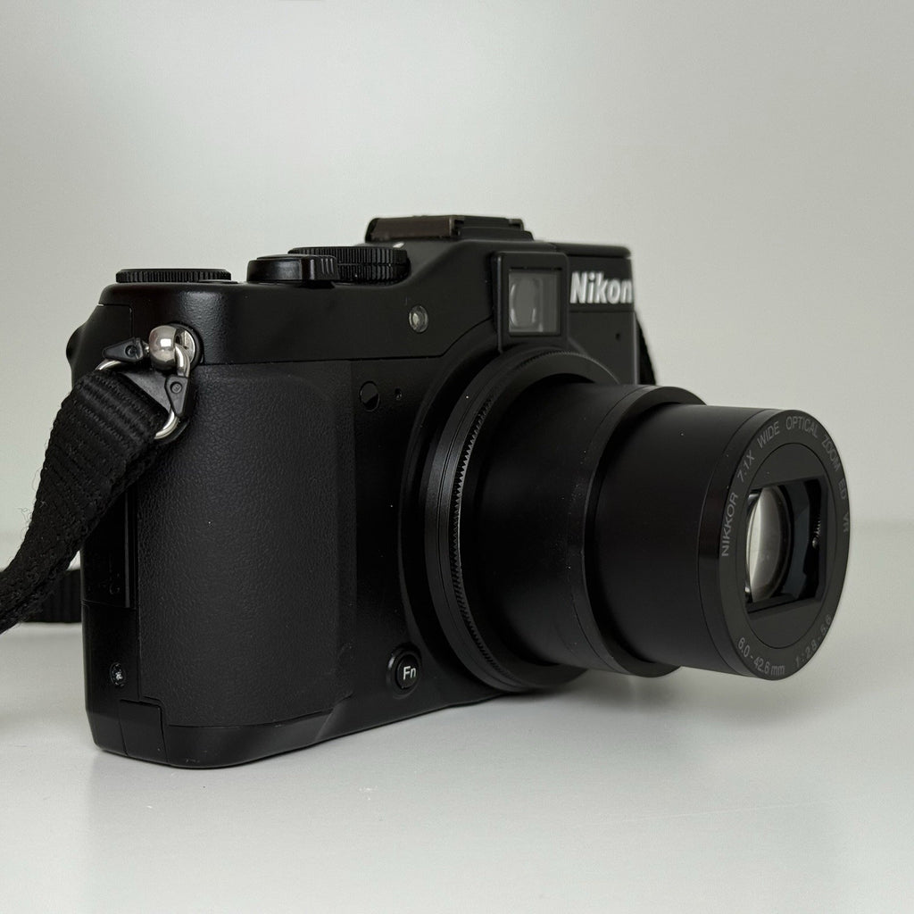 Nikon Coolpix P7000 Black Digital Camera