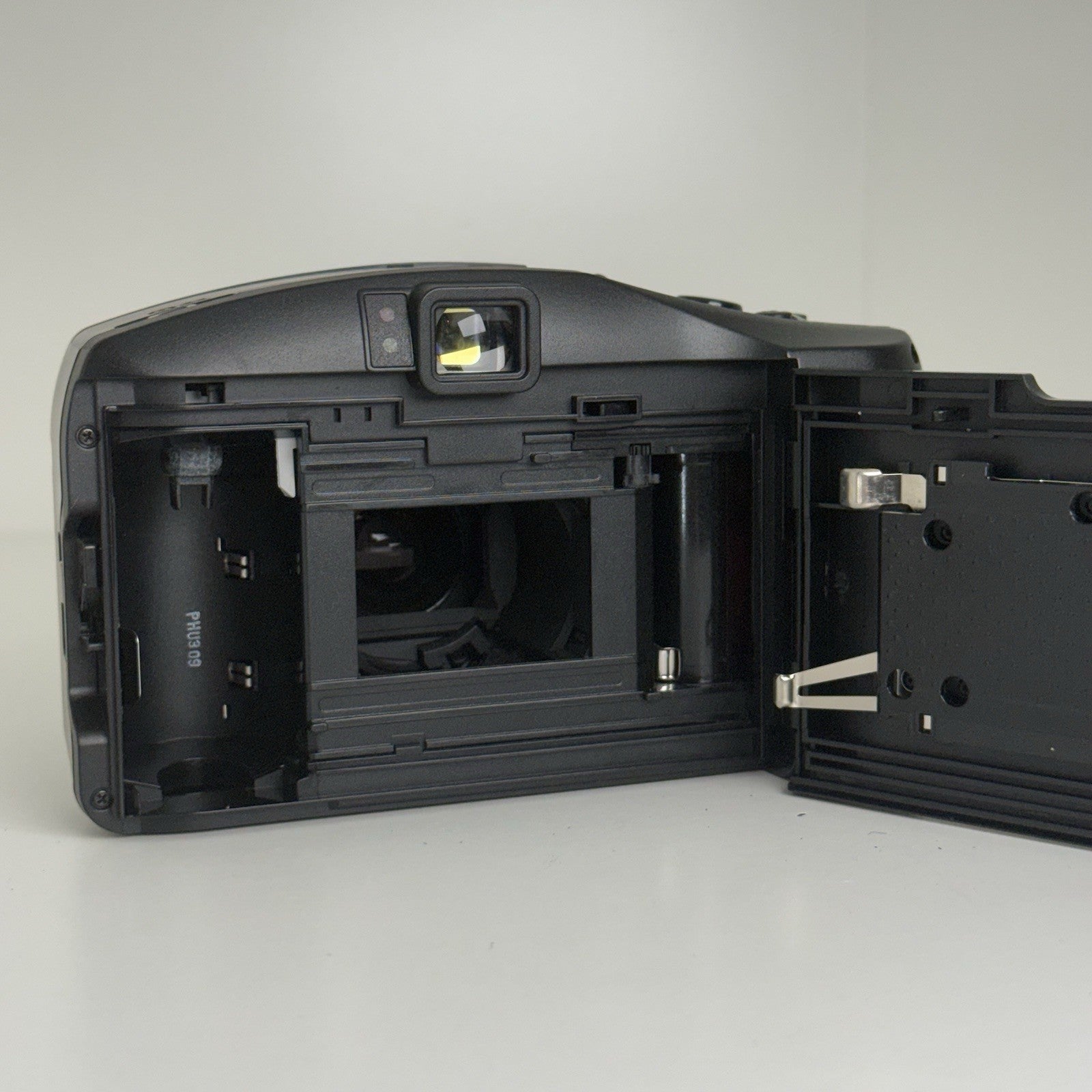 Olympus Superzoom 700 XB Vintage 35mm Film Camera FOR PARTS!