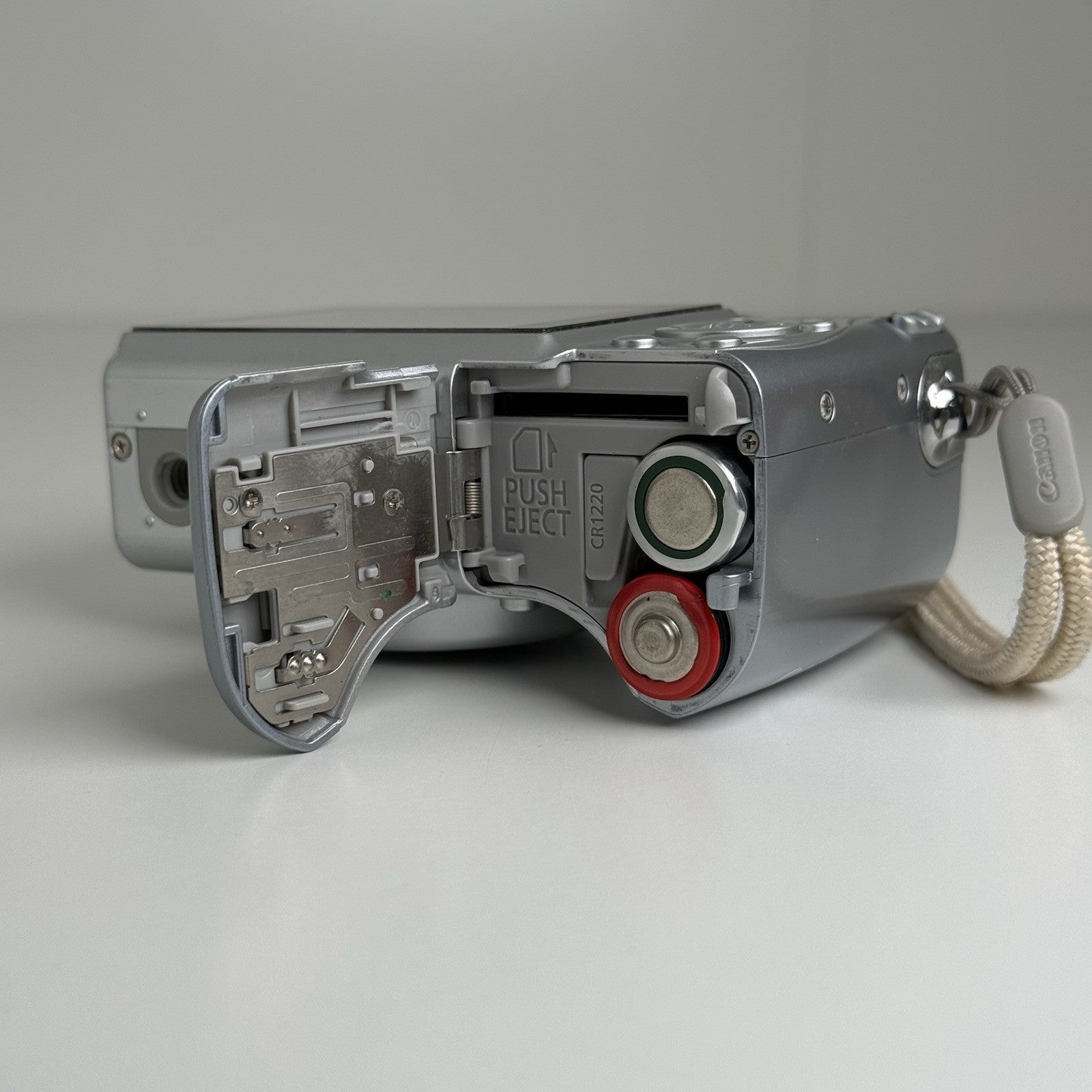 Canon PowerShot A540 Silver Compact Digital Camera