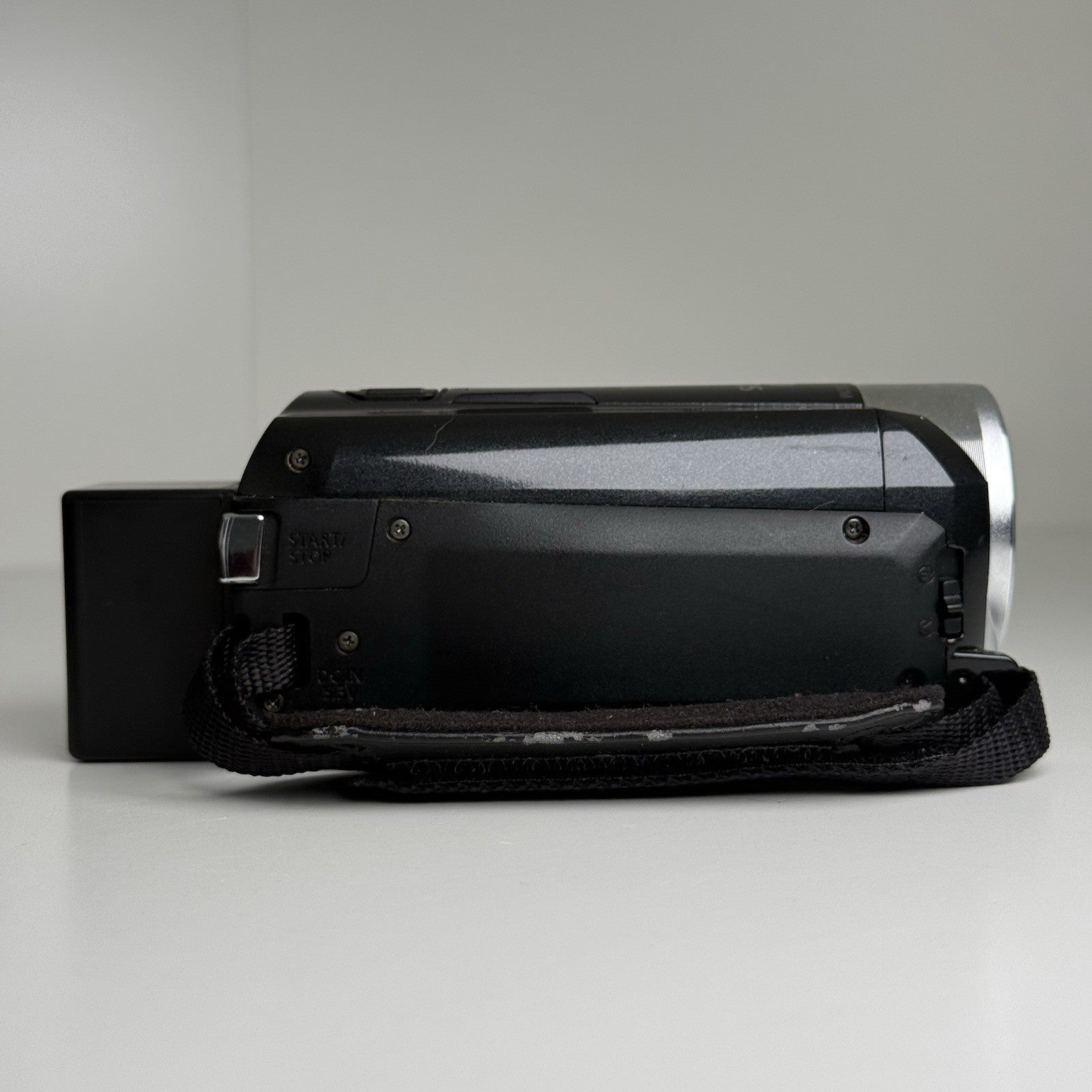 Canon Legria HFR36 Black Compact Camcorder