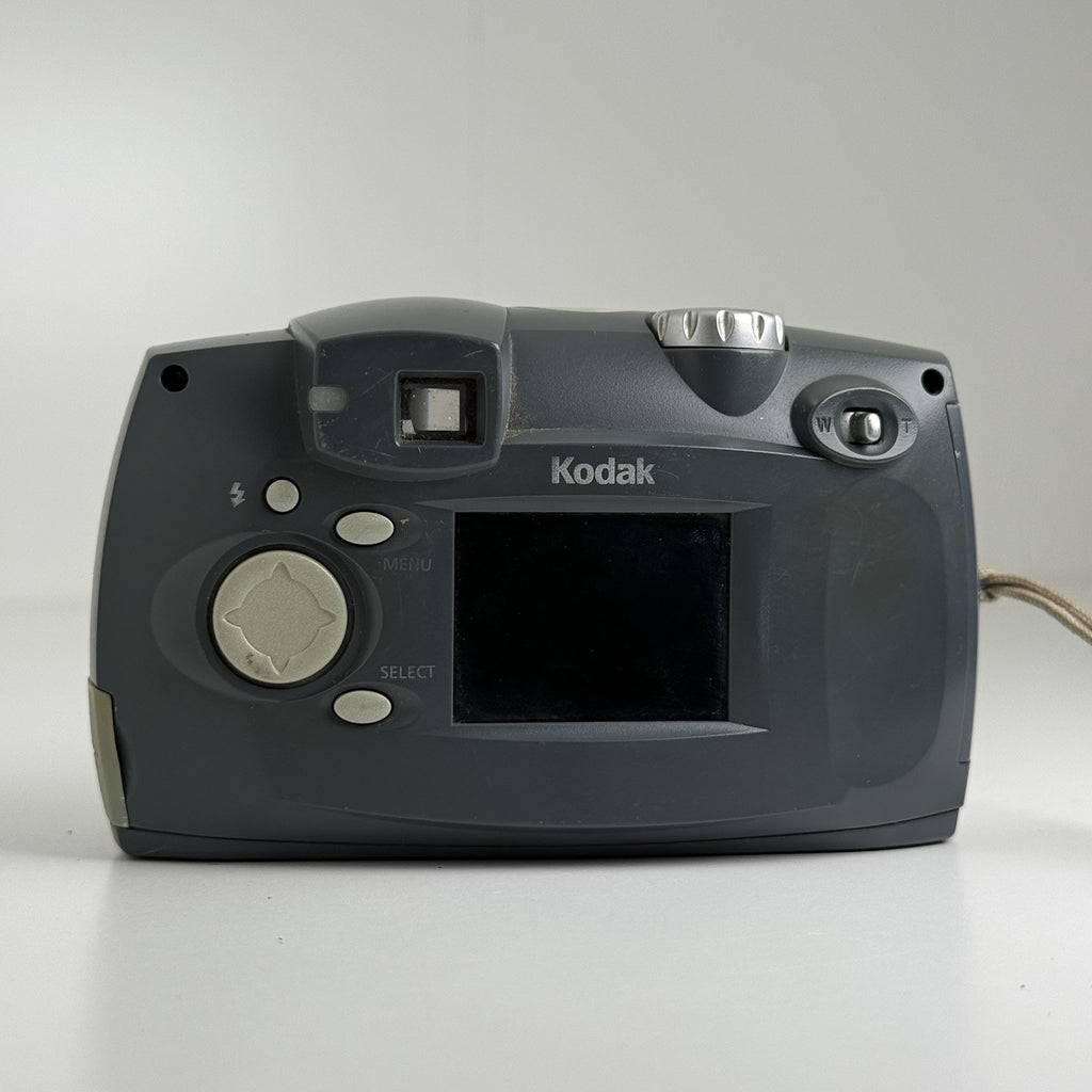 Kodak DX3600 Silver Compact Digital Camera + Case
